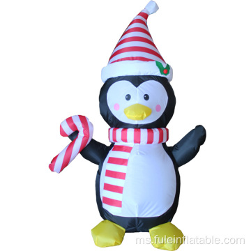 Penguin kembung percutian untuk hiasan Krismas